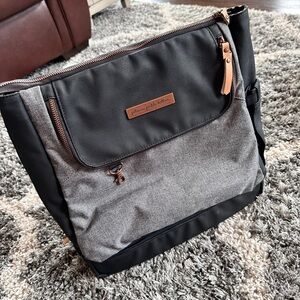 Petunia Pickle Bottom Pivot Bag